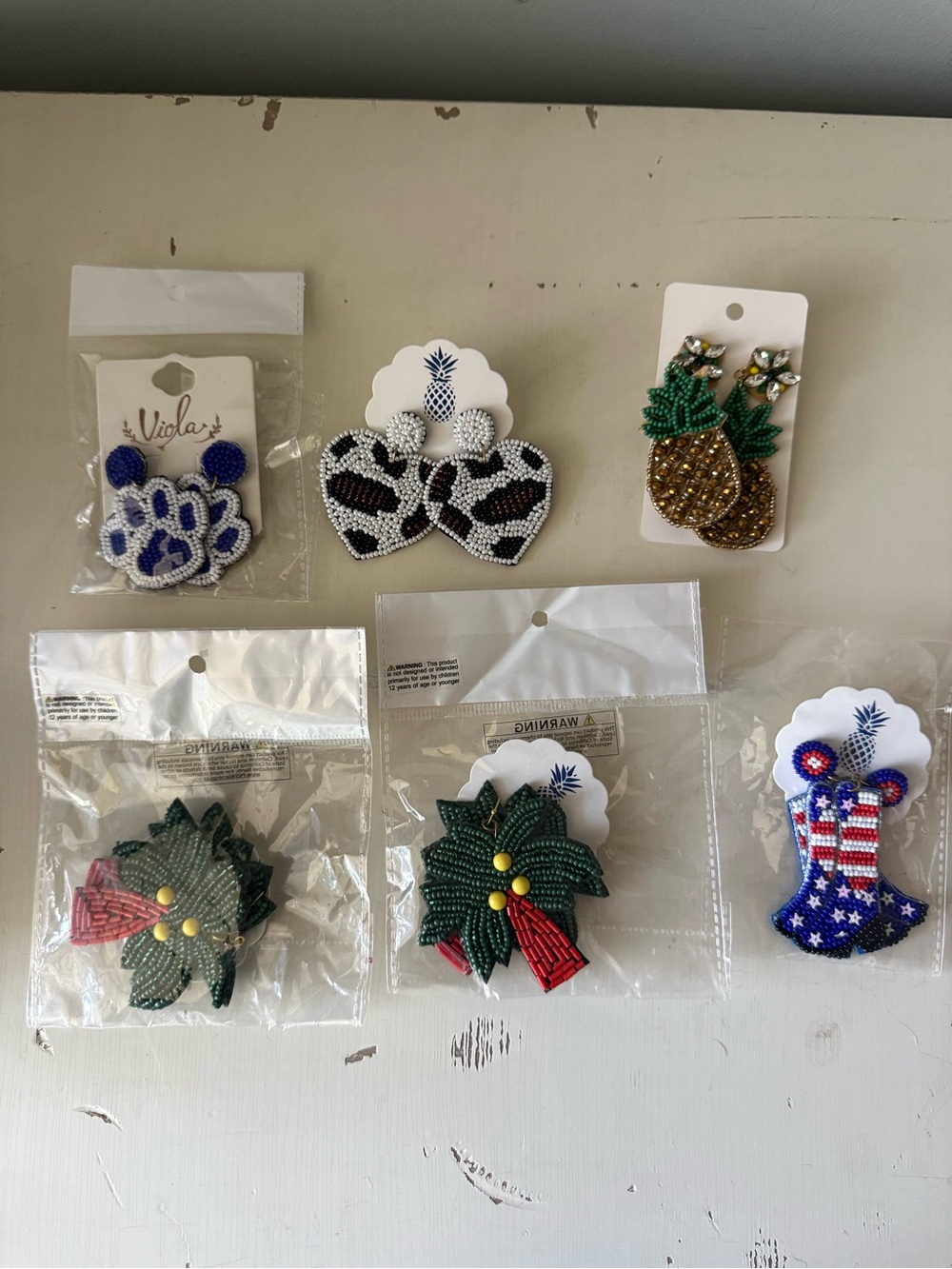 75 pairs of earrings โข Kate Spade, Prep obsessed and Caroline Hill - Picture 4 of 10